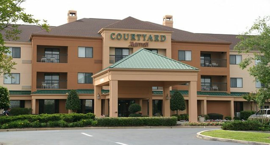 Courtyard By Marriott Monroe Airport Hotel Exterior photo
